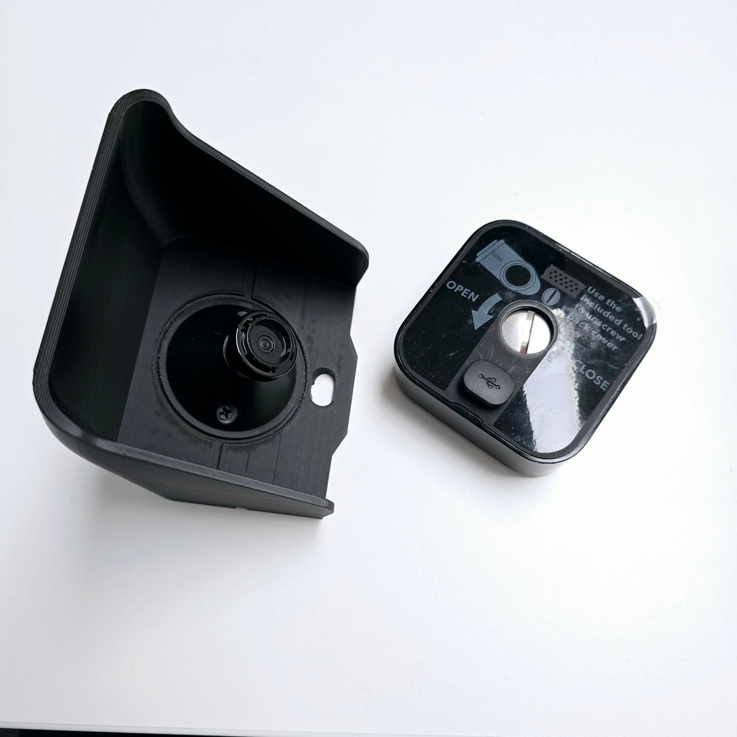 Window Self-Adhesive Outdoor Housing for Blink Camera