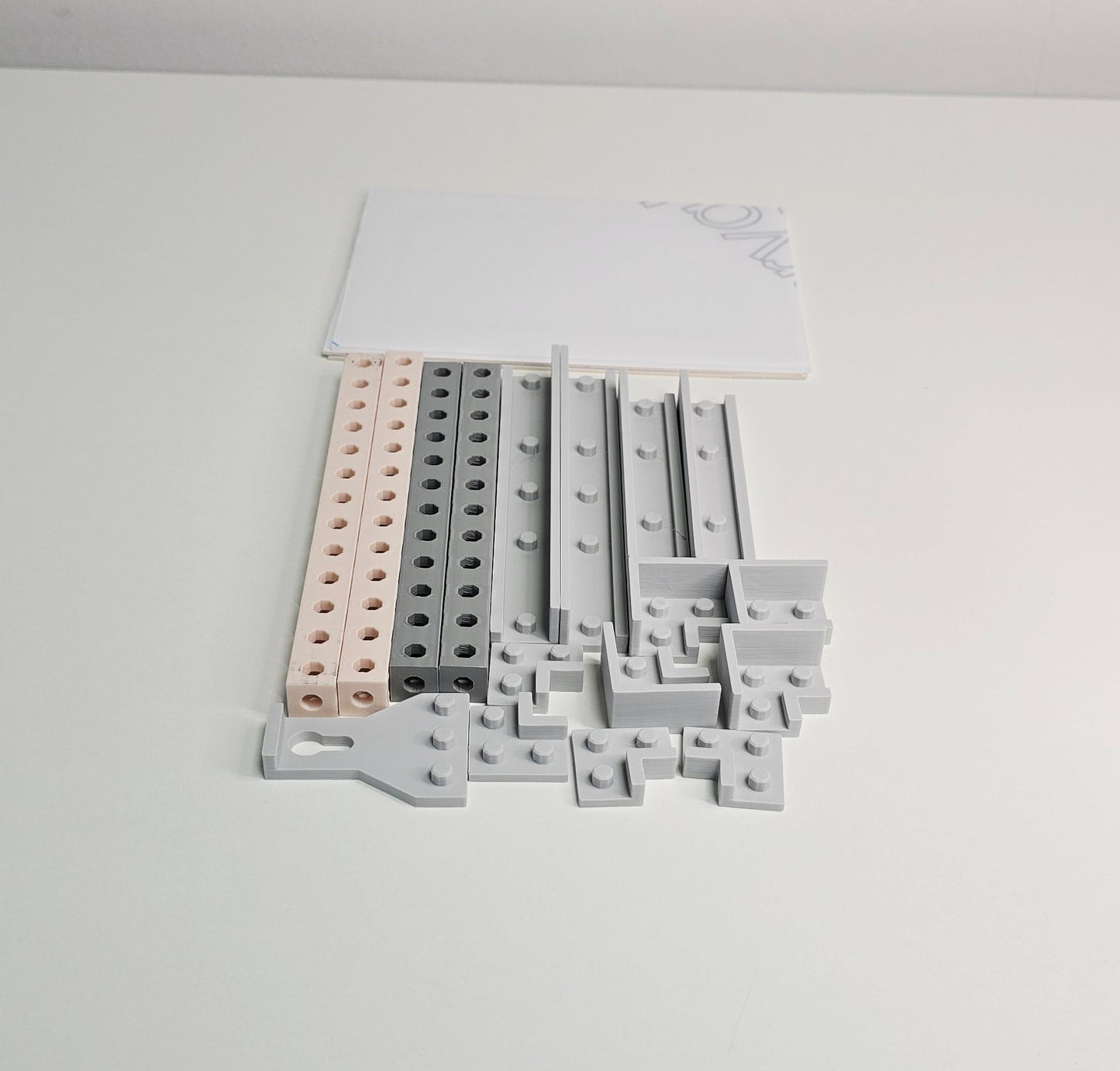 Frametrix™ – Modular Picture Frame Kit - Fit for 4x6 inches photo