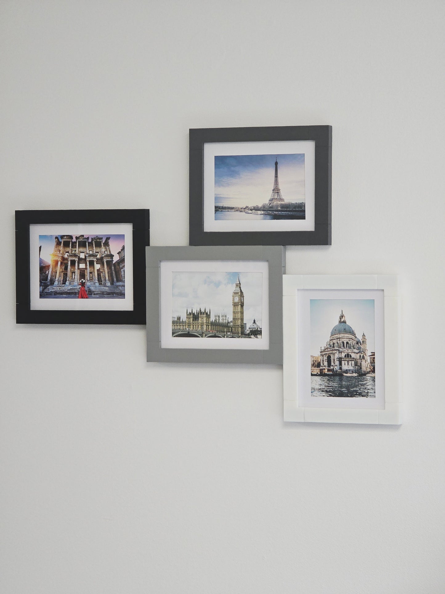 Frametrix™ – Modular Picture Frame Kit - Fit for 4x6 inches photo