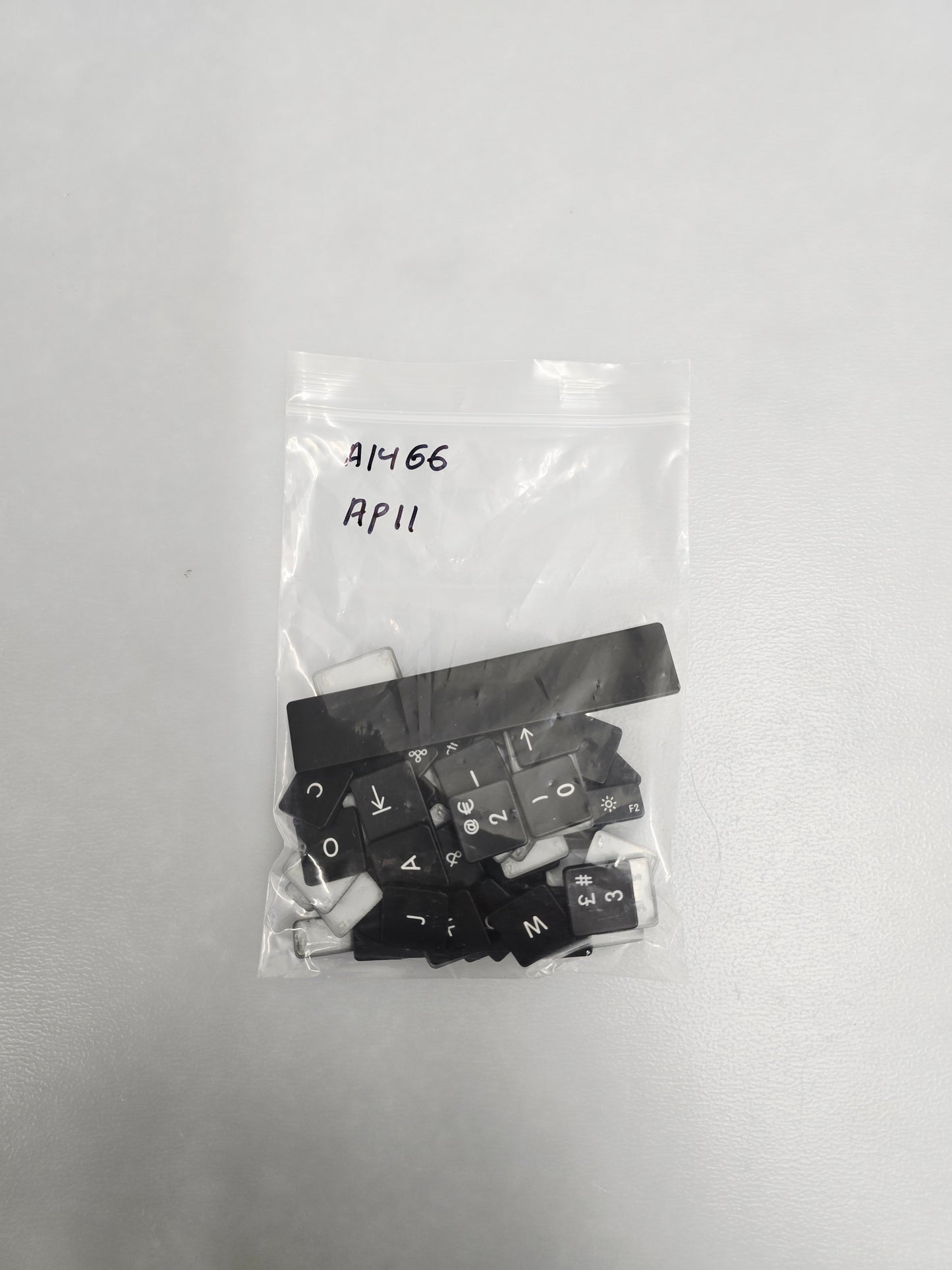 English Keycaps Replacement for Apple MacBook Keyboard Model A1466 AP11