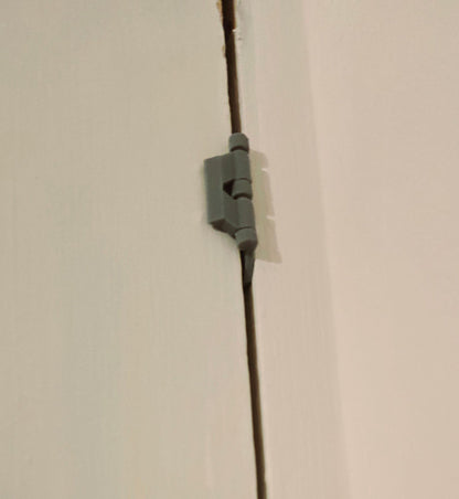 VertiGrip™ MDF Hinges – Vertical Fixing Hinges for 9mm Boards | Stronger Hold Than Traditional Edge Screws