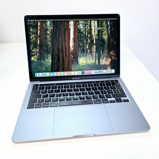 MacBook Pro - 13.3" - Quad Core Intel Core i5 - 1.4Ghz - 8GB RAM - 256GB SSD - TouchBar, Retina Display