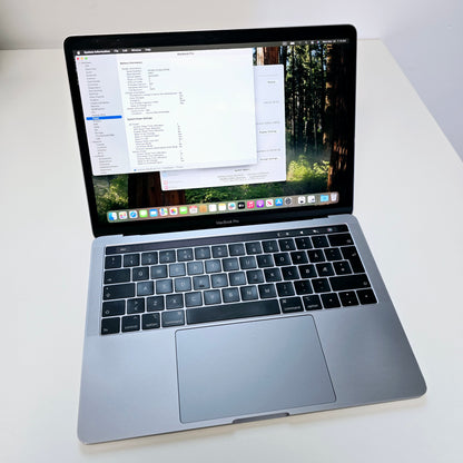 MacBook Pro - 13.3" - Quad Core Intel Core i5 - 2Ghz+ - 16GB RAM - 1TB SSD - TouchBar, Retina Display