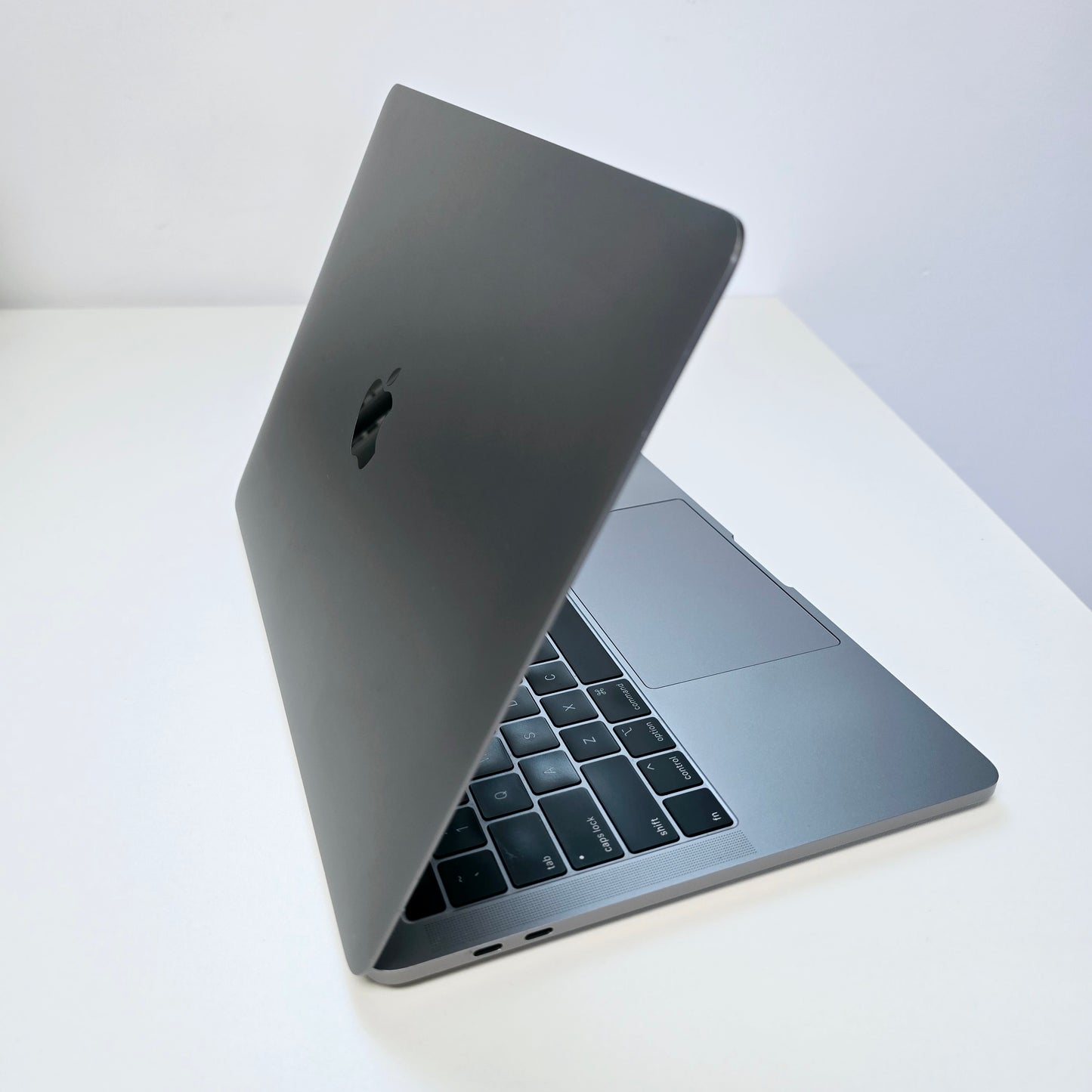 MacBook Pro 13", 2020,  A2159, 8GB RAM, 250GB SSD, Core i5 1.4GHz, Grey, Very Good-QWERTY- ENGLISH