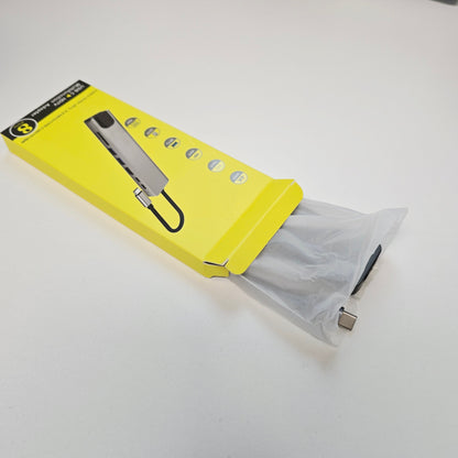 8-in-1 USB-C 3.0 Super Speed Hub