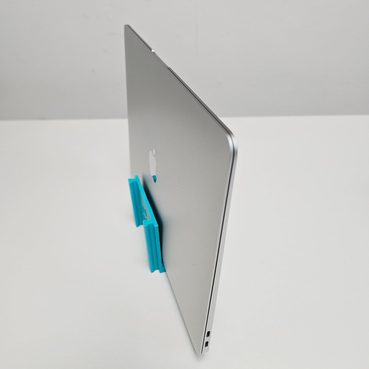 MacBook Air [13" | 2019 | Intel i5-1.6GHz | RAM 8GB | SSD 250 GB | Silver | Fair] QWERTY - ENGLISH