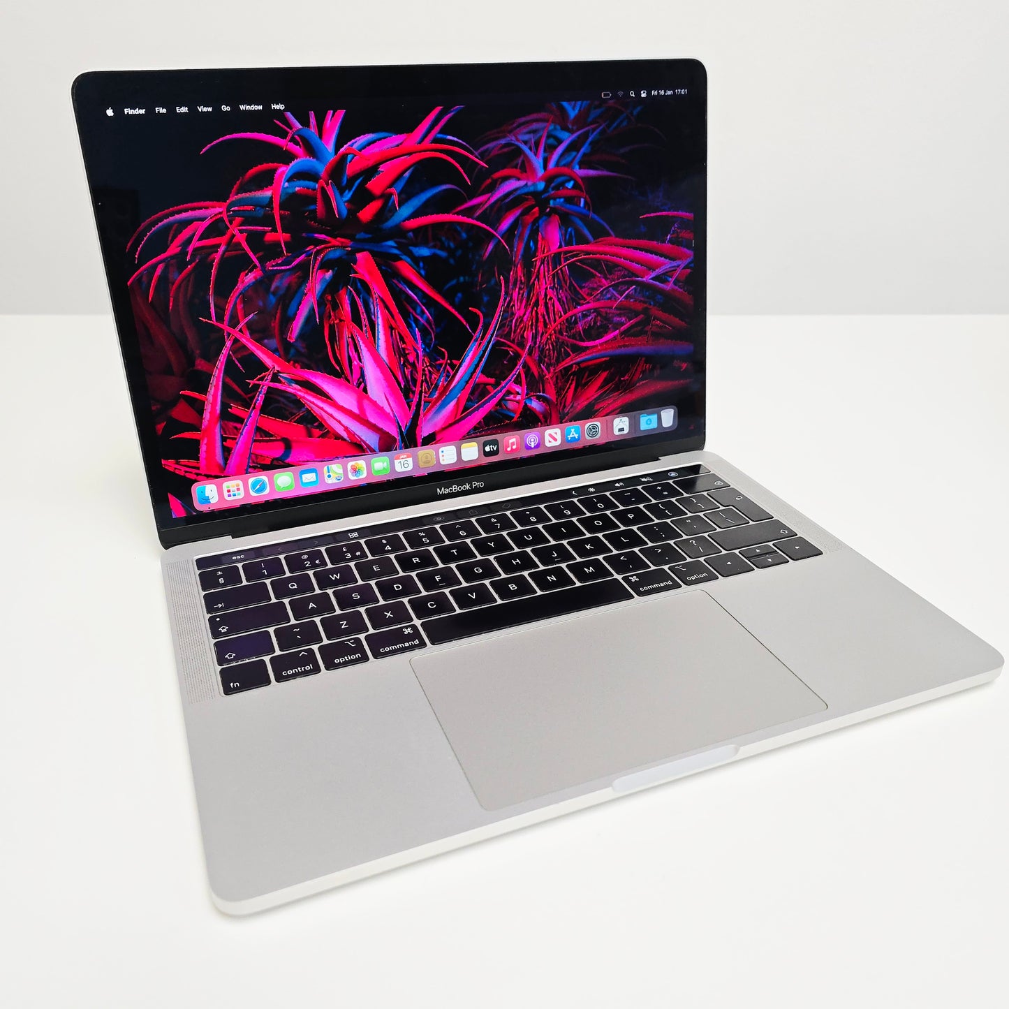 MacBook Pro 13" | 2018/2019 | Intel i5 | RAM 16GB | SSD 1000 GB |  Very Good | QWERTY - ENGLISH