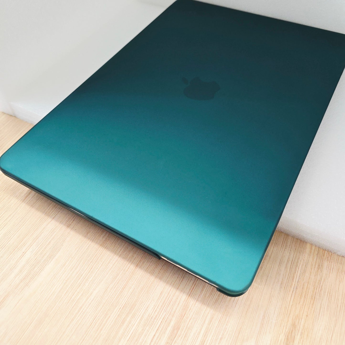 Protective case -Green- for MacBook Pro Model Pro 13.3" Model A1989, A2159, A1708, A1706, A2289