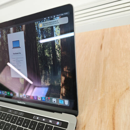 MacBook Pro 13" | 2018/2019 | Intel i7 | 2.7GHz| RAM 16GB | SSD 1000 GB |  Excellent  | QWERTY - ENGLISH