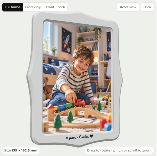 3D preview of a personalised postcard photo frame with custom lettering